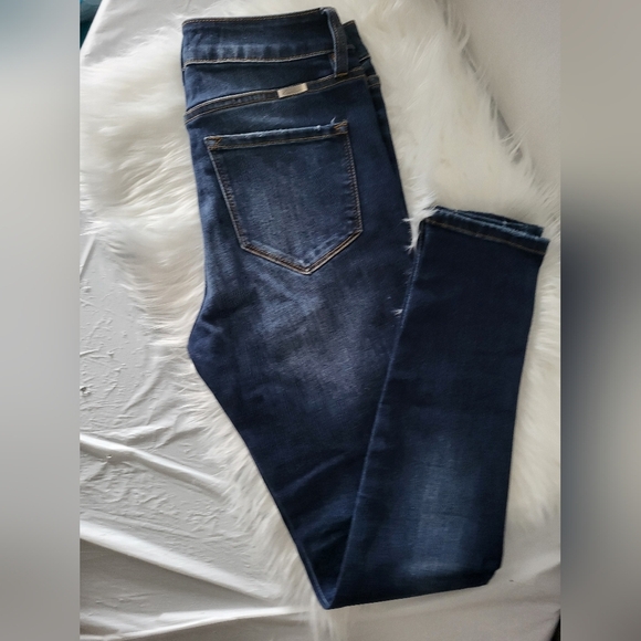 KanCan Women Jeans , Botton Fly, Size 7 (27x30) - Picture 2 of 6